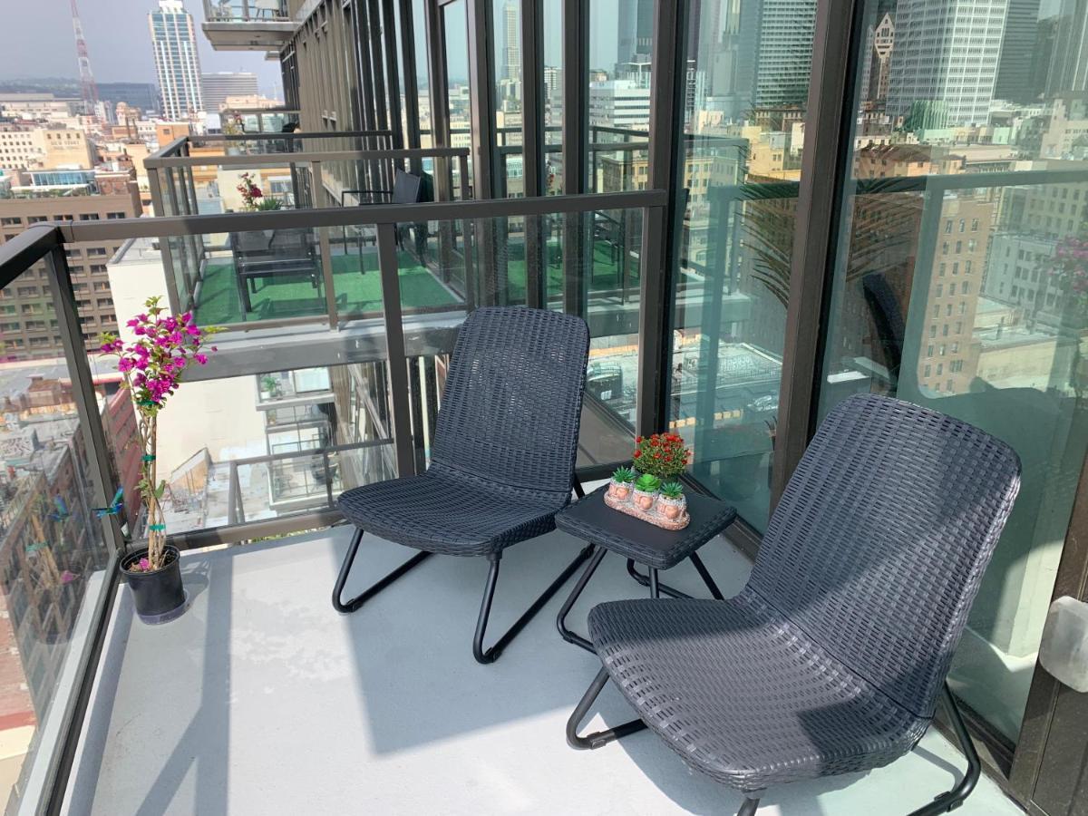 Top Floor 3 Bed 3 Bath Penthouse Living In Luxury ลอสแอนเจลิส ภายนอก รูปภาพ