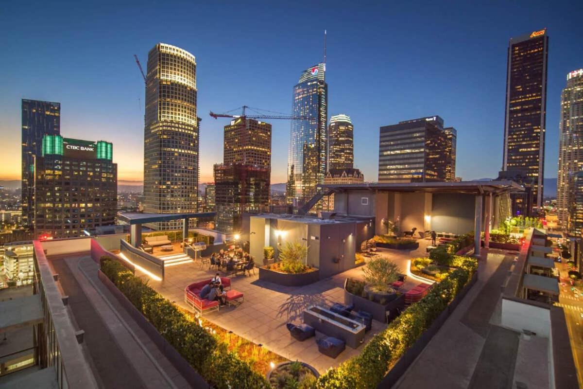 Top Floor 3 Bed 3 Bath Penthouse Living In Luxury ลอสแอนเจลิส ภายนอก รูปภาพ