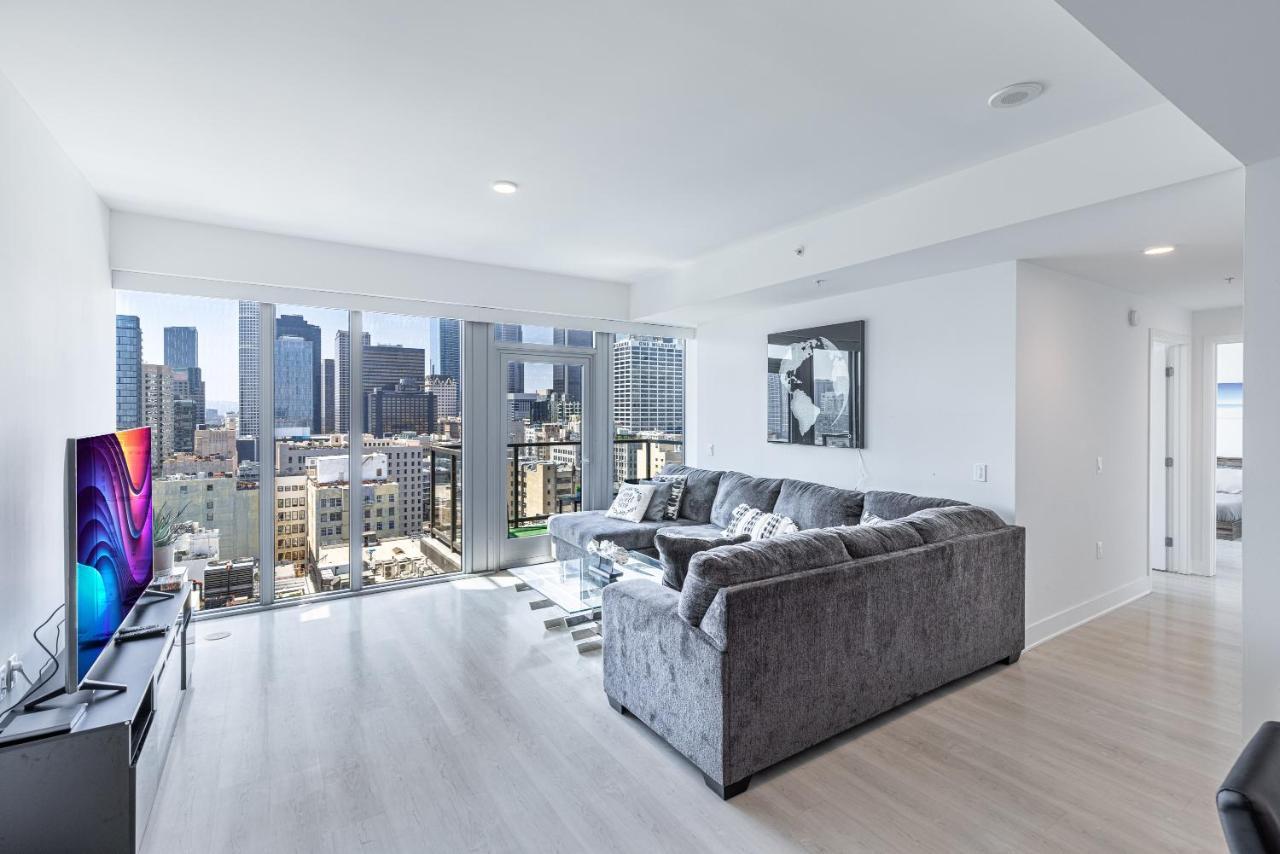 Top Floor 3 Bed 3 Bath Penthouse Living In Luxury ลอสแอนเจลิส ภายนอก รูปภาพ