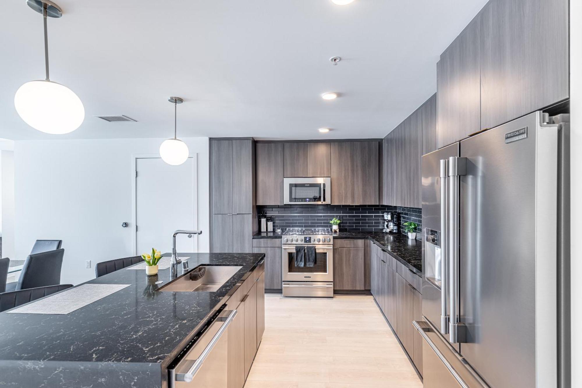 Top Floor 3 Bed 3 Bath Penthouse Living In Luxury ลอสแอนเจลิส ภายนอก รูปภาพ